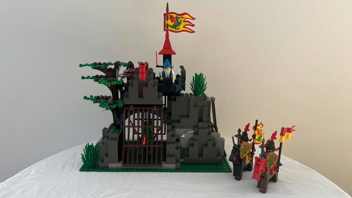 Lego 6076 Dark Dragon’s Den (Castle/Dragon Knights), Kinderen en Baby's, Speelgoed | Duplo en Lego, Zo goed als nieuw, Lego, Complete set