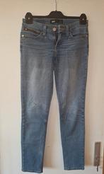 Levi's spijkerbroek dames, stretch, maat 27 (34), Blauw, Ophalen of Verzenden, W27 (confectie 34) of kleiner, Levi’s