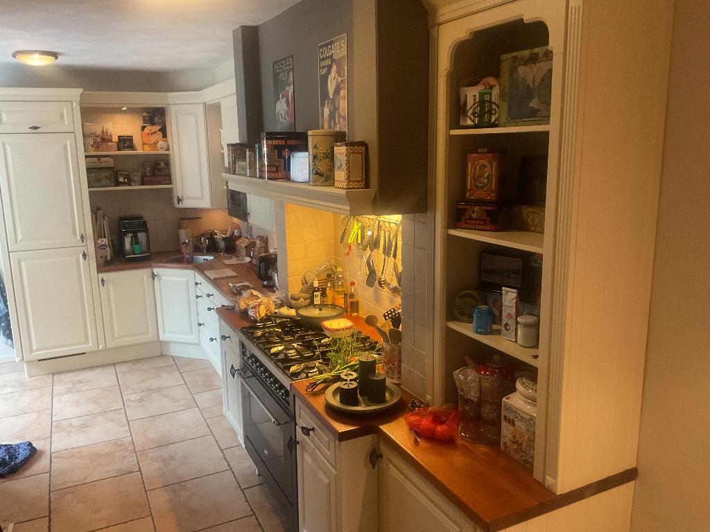 Zeer nette en goed onderhouden SCHONE Bruynzeel hoek keuken, Huis en Inrichting, Keuken | Complete keukens, Ophalen, Gebruikt