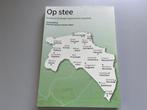 Op stee. Drentse en Groningen plaatsnamen verzameld., Ophalen of Verzenden, 20e eeuw of later, Gelezen