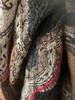Prachtige nieuwe 100 procent cashmere omslagdoek, Cashmere, Ophalen of Verzenden, Nieuw, Sjaal