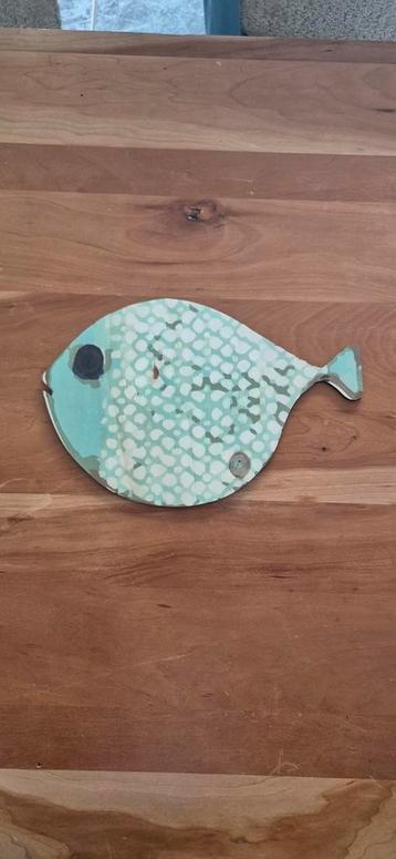 Decoratieve Houten Vissen beschikbaar voor biedingen