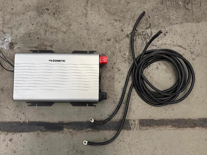 Dometic DSP 2012 Pure Sine Wave Inverter, Caravans en Kamperen, Camper-accessoires, Gebruikt, Ophalen