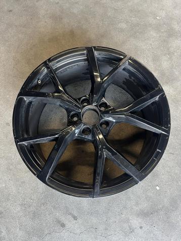 1x Volkswagen Golf 8 R Estoril originele velg beschikbaar voor biedingen