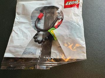 Lego sleutelhanger nieuw sealed polybag beschikbaar voor biedingen