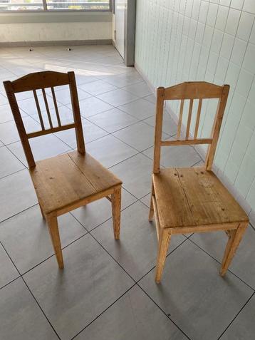 4 Houten Vintage Ambachtelijk Eetkamer Stoelen  beschikbaar voor biedingen
