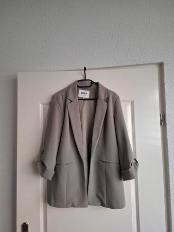 Blazer Only 42 beschikbaar voor biedingen