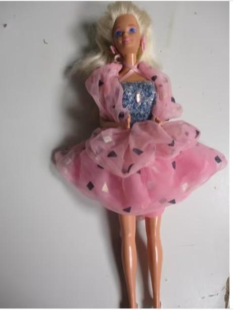 1988 VINTAGE BARBIE SUPER STYLE, Verzamelen, Poppen, Zo goed als nieuw, Fashion Doll, Verzenden