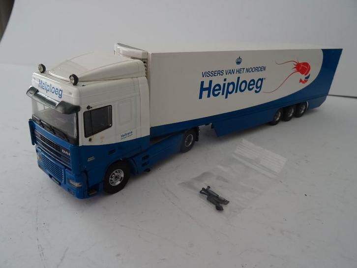 DAF 95 XF HEIPLOEG MET 3 ASSIGE KOELTRAILER TEKNO MODEL, Hobby en Vrije tijd, Modelauto's | 1:50, Zo goed als nieuw, Bus of Vrachtwagen