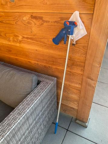 Zwembad stofzuiger incl aansluiting beschikbaar voor biedingen