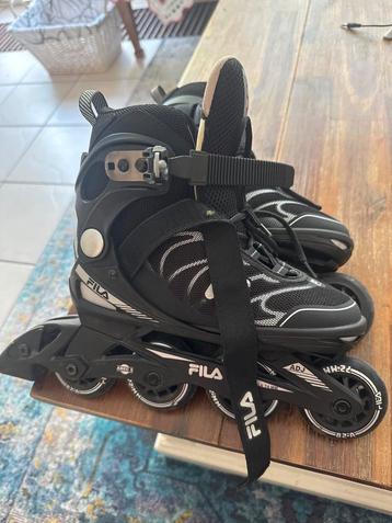 Fila Skeelers Maat 32-36 beschikbaar voor biedingen
