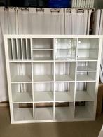 IKEA kast met bureau erbij, Huis en Inrichting, Kasten | Vitrinekasten, Ophalen, 100 tot 150 cm, Glas, 100 tot 150 cm