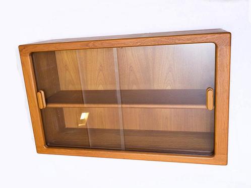 Møbelfabrik Silkeborg Teak Vitrinekast - Deens Design, Huis en Inrichting, Kasten | Vitrinekasten, Gebruikt, Minder dan 100 cm