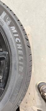Michelin Primacy 225/45 R17 met zwarte velg, Auto-onderdelen, Banden en Velgen, Ophalen, Gebruikt, Banden en Velgen, 17 inch