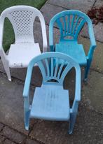 3 kleine plastic stapelstoelen stoeltjes kinderen peuters. 3, Ophalen of Verzenden, Gebruikt