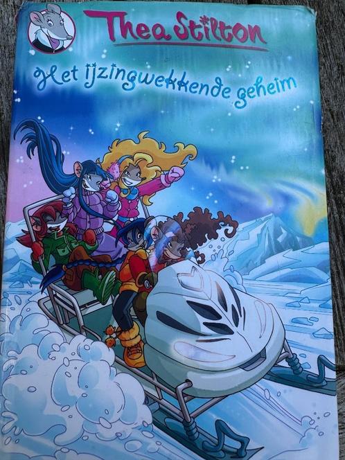 Thea Stilton - Het ijzingwekkende geheim (deel 6), Boeken, Kinderboeken | Jeugd | onder 10 jaar, Gelezen, Ophalen of Verzenden