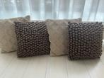 Sierkussens 4 stuks Kwantum.  beige/taupe met vulling, Huis en Inrichting, Ophalen, Gebruikt, Beige, Vierkant