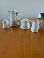 Koffiepot met roomstel Frans porselein uit Limoges, Antiek en Kunst, Antiek | Servies compleet, Ophalen of Verzenden