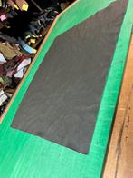 Soldaat groen rest leer 1,4 mm dikte soepel A-425, Hobby en Vrije tijd, Stoffen en Lappen, Bruin, Leer of Kunstleer, Ophalen of Verzenden