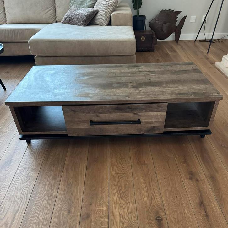 Mooie industriele Salontafel met la, Huis en Inrichting, Tafels | Salontafels, Gebruikt, Minder dan 50 cm, 50 tot 100 cm, 100 tot 150 cm