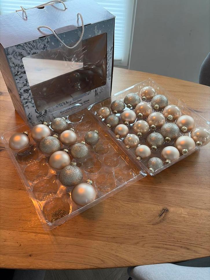 Gouden Champagne Kerstballen, Diversen, Kerst, Zo goed als nieuw, Ophalen