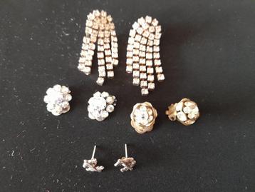 Vintage sieraden  beschikbaar voor biedingen