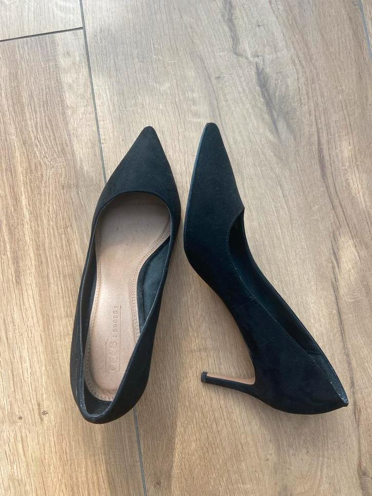 Asos Pumps - Maat 39/40, Kleding | Dames, Schoenen, Zo goed als nieuw, Pumps, Zwart, Ophalen of Verzenden