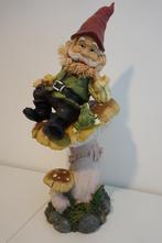 KABOUTER OP PADDESTOEL 60CM HOOG, Verzamelen, Beelden en Beeldjes, Ophalen, Zo goed als nieuw, Overige typen