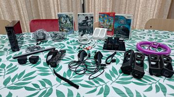 Nintendo Wii met 4 spellen 3 controllers en veel extra's beschikbaar voor biedingen