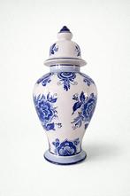 Vintage Delfts blauwe dekselvaas met bloemdecor - 30 cm hoog, Nvt, vintage, Blauw, Aardewerk of Porselein, Ophalen of Verzenden