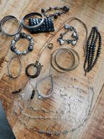 Partij sieraden armbanden kettingen etc, Sieraden, Tassen en Uiterlijk, Armbanden, Gebruikt, Ophalen of Verzenden, Zilver