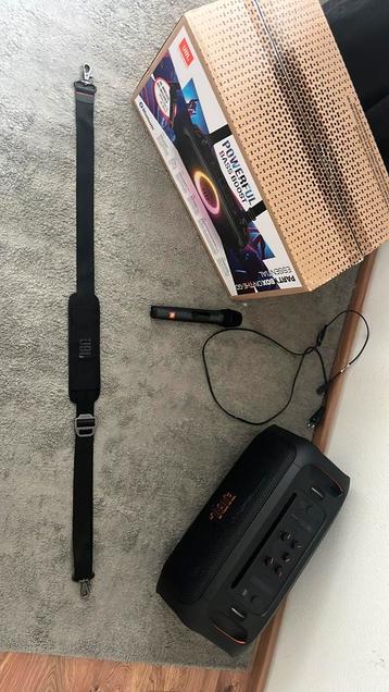 Jbl partybox on-the-go beschikbaar voor biedingen