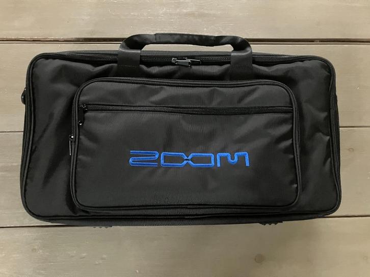 Zoom G11 Effects Processor, Muziek en Instrumenten, Effecten, Zo goed als nieuw, Multi-effect, Ophalen