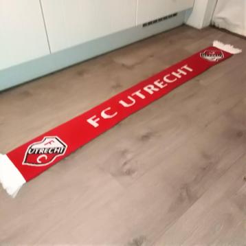 FC Utrecht sjaal  beschikbaar voor biedingen