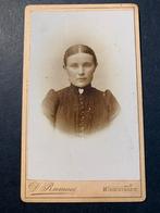 cdv carte de visite jongedame Wageningen D Ramaer foto, Verzamelen, Foto's en Prenten, Verzenden, Foto, Zo goed als nieuw, Voor 1940