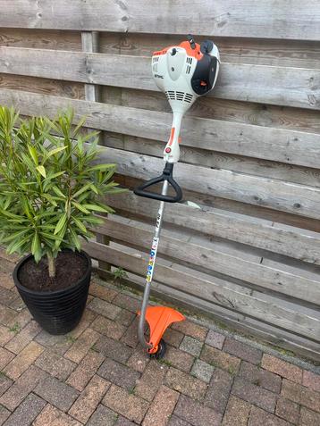 Stihl Bosmaaier FS 40 Nieuwe type met automatische Choke . beschikbaar voor biedingen