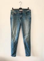 Tommy Hilfiger skinny jeans maat 42/XL - izgs, Zo goed als nieuw, W30 - W32 (confectie 38/40), Tommy Hilfiger, Verzenden
