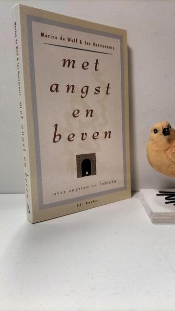 Wolf, M. de & J. Hoevenaars; Met angst en beven beschikbaar voor biedingen