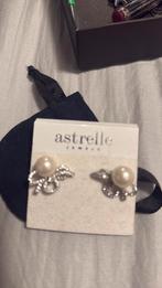 Luxe swarovski pareloorbellen van astrelle nieuww, Ophalen of Verzenden, Zo goed als nieuw, Overige merken
