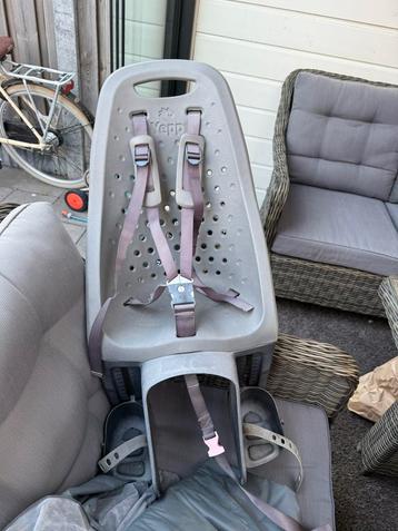 Yepp fietstoeltje beschikbaar voor biedingen