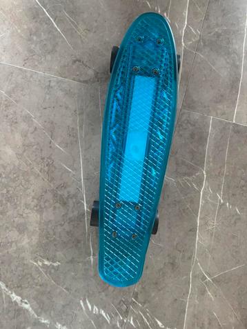 Skateboard  beschikbaar voor biedingen