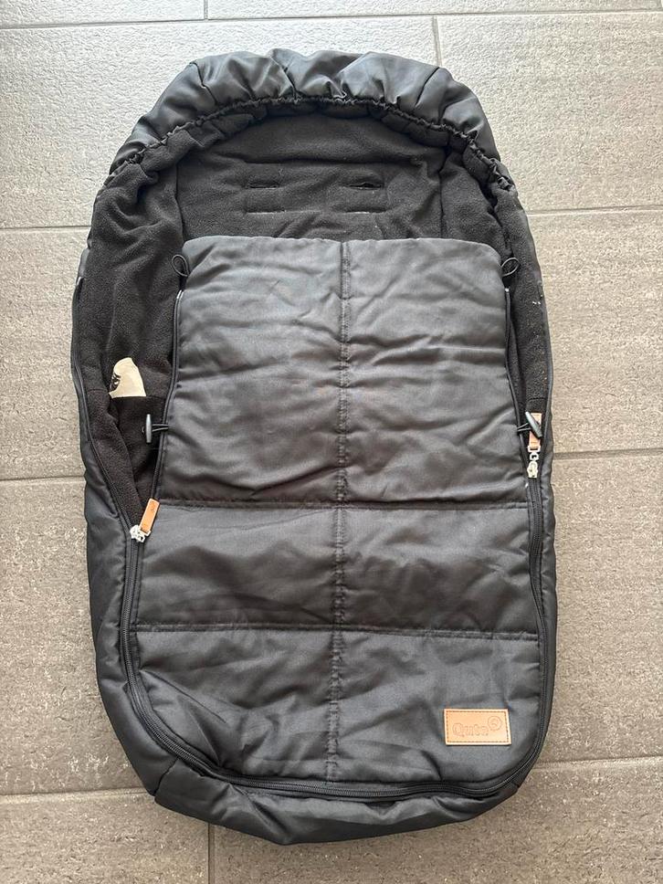 Quinta voetenzak - Zwart - Zo goed als nieuw, Kinderen en Baby's, Kinderwagens en Combinaties, Zo goed als nieuw, Kinderwagen