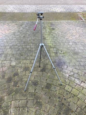 Fotostatief van aluminium, stevig en eenvoudig op te zetten beschikbaar voor biedingen