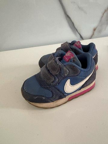 Nike babyschoenen maat 22 beschikbaar voor biedingen