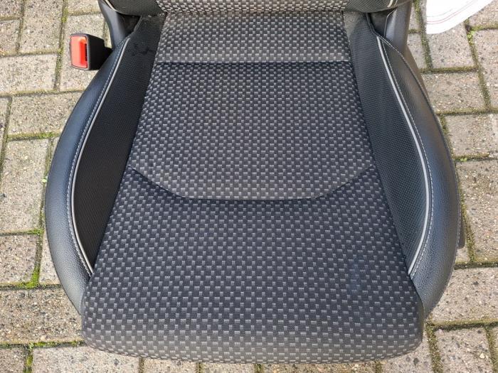 Stoel Zitting links van een Kia XCeed, Auto-onderdelen, Interieur en Bekleding, -, Verzenden, -, -