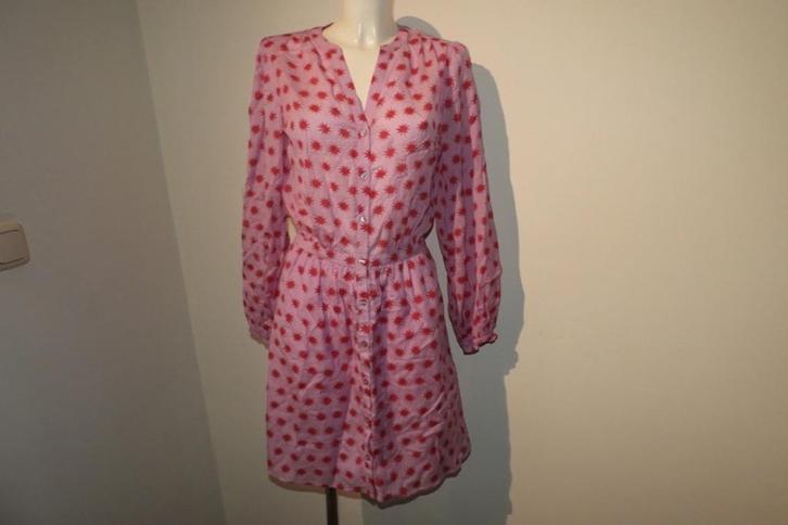 Fabienne Chapot zuurstok roze jurk sterretjes print knopen S, Kleding | Dames, Jurken, Zo goed als nieuw, Maat 36 (S), Roze, Knielengte