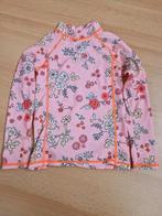 Uv shirt mt 122/128 met bloemenprint, Ophalen of Verzenden, Zo goed als nieuw, Sport- of Zwemkleding