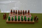 Soort van damspel met Matroesjka`s met inklapbaar bord 32cm, Hobby en Vrije tijd, Gezelschapsspellen | Bordspellen, Een of twee spelers