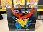 Hidden Fates Elite Trainer Box Sealed Sun & Moon, Hobby en Vrije tijd, Verzamelkaartspellen | Pokémon, Ophalen of Verzenden, Nieuw