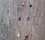 NIEUW: lange ketting met muntjes, buddha's & glazen kralen, Ophalen of Verzenden, Nieuw, Rood, Overige materialen